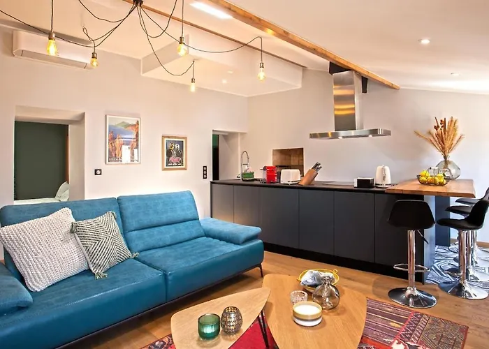 Casa Napoleon Hotel *